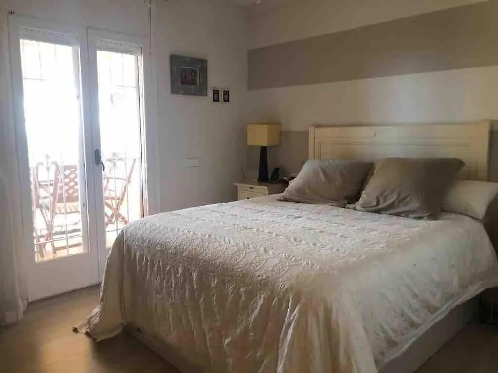 Beachfront Mont-roig del Camp Apartment